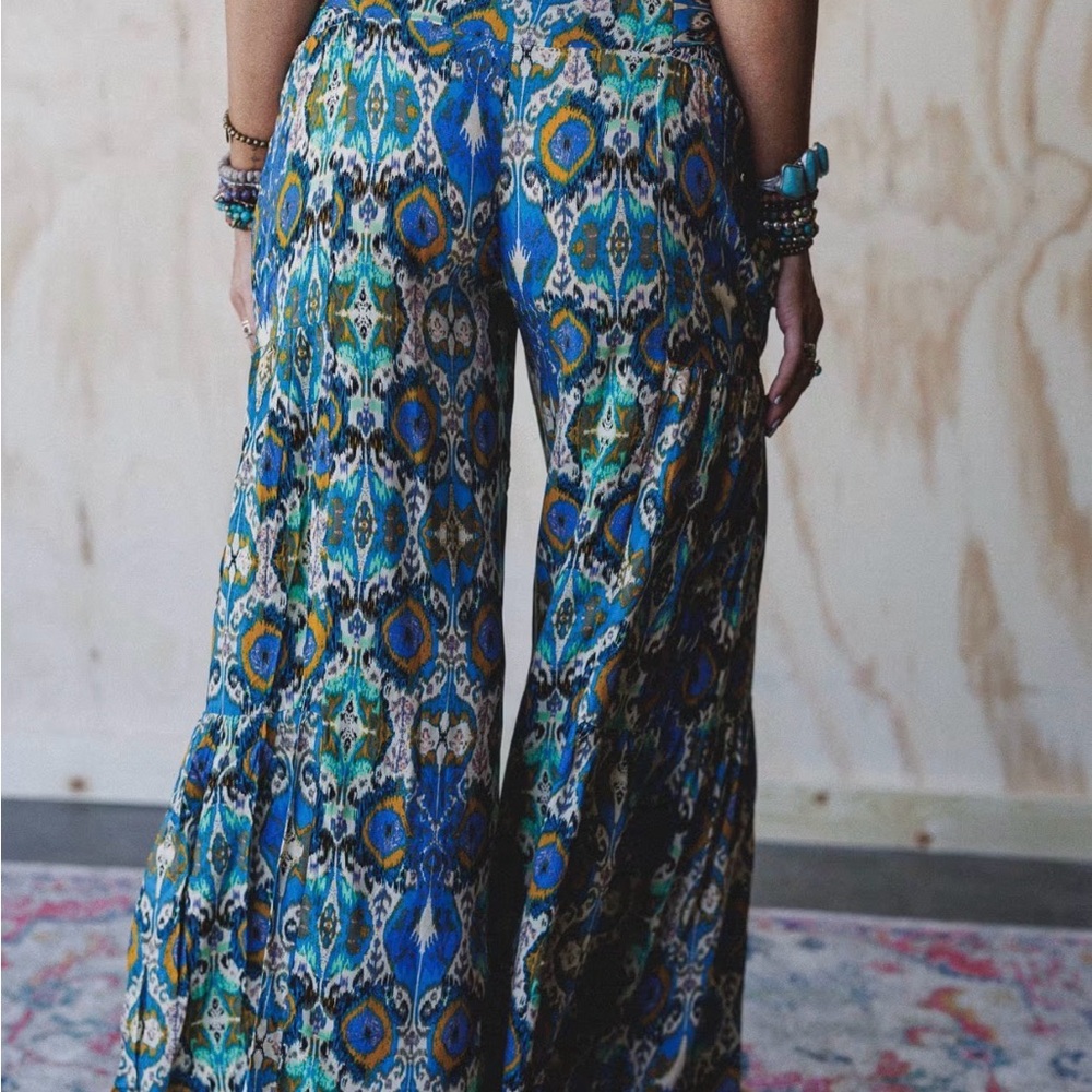 NWOT The Nest Secret Admirer
Printed Pants - Picture 5 of 7